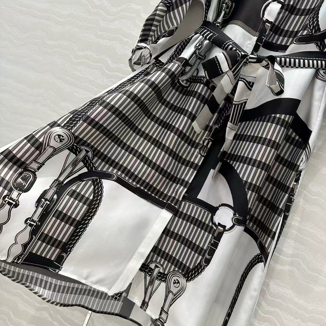Black and White Belted Graphic Print Shirt Dress - Image 2