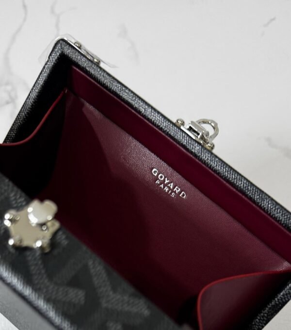 Goyard x Fendi Limited Edition Heritage Crossbody Bag - Image 5