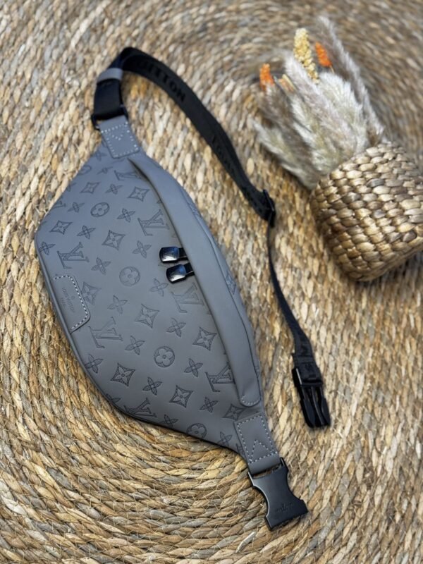 Louis Vuitton Monogram Belt Bag - Gray & Black Variants - Image 2
