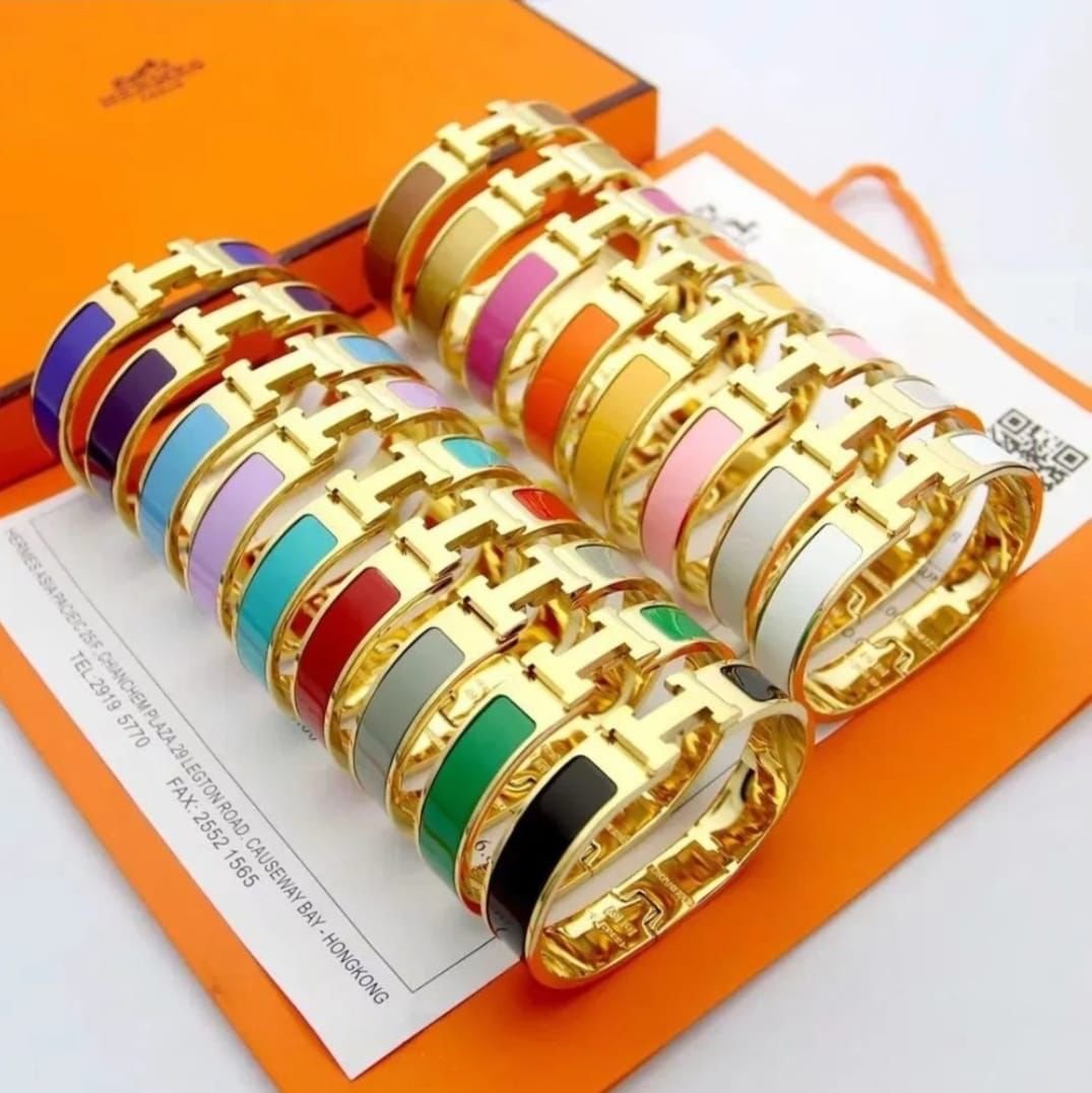 Hermès Classic Enamel H Bracelet