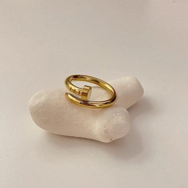 Cartier Gold Ring with Diamond Detailing - Classic Design - Image 7