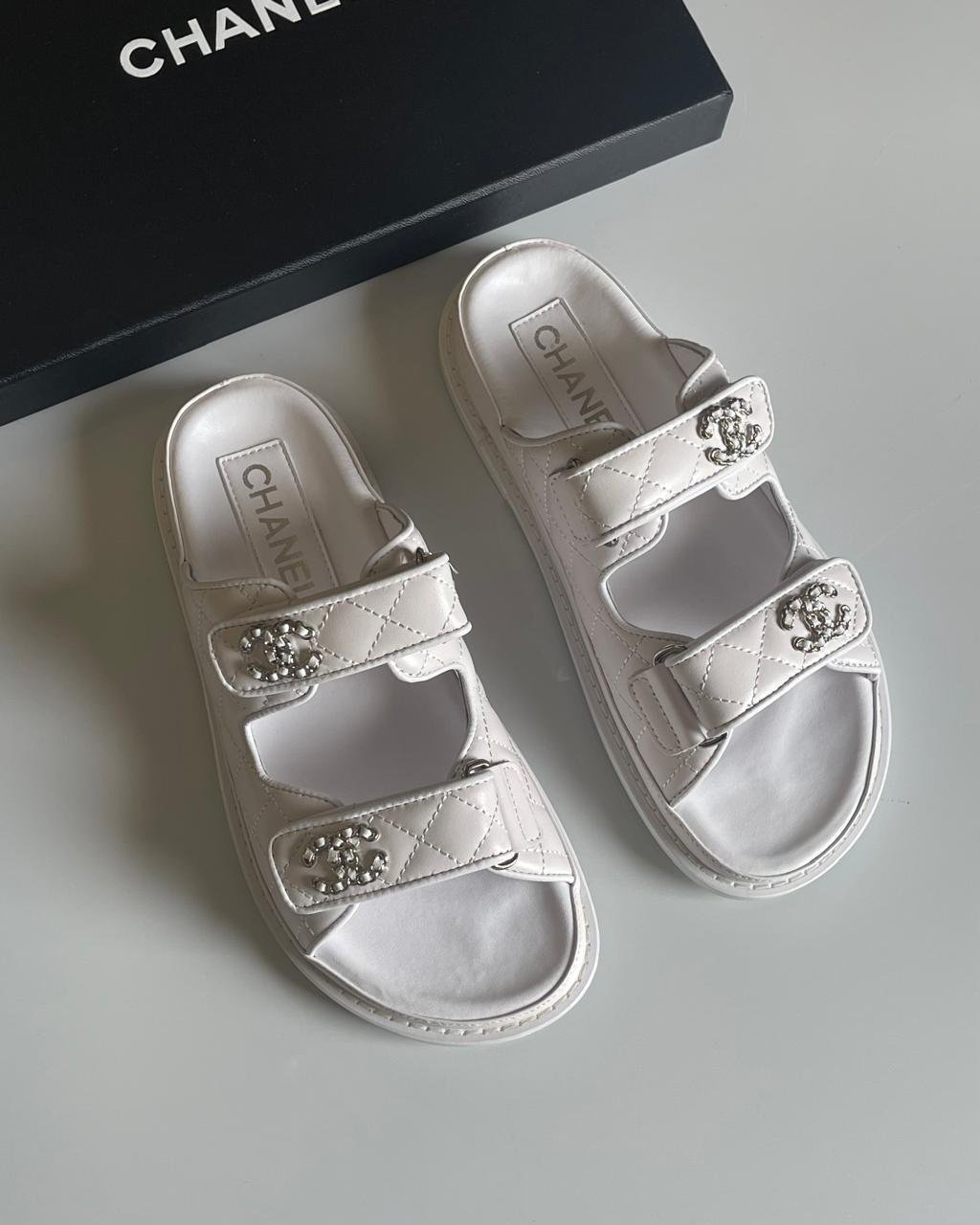Chanel White and Pink Espadrille Sandals with Iconic CC Logo - Image 3