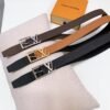 Louis Vuitton Signature Leather Belt – Classic Monogram Buckle Design