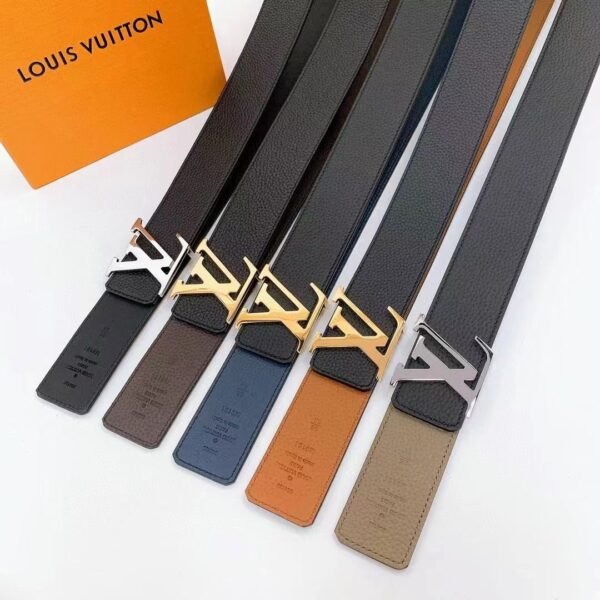 Louis Vuitton Signature Leather Belt – Classic Monogram Buckle Design - Image 2