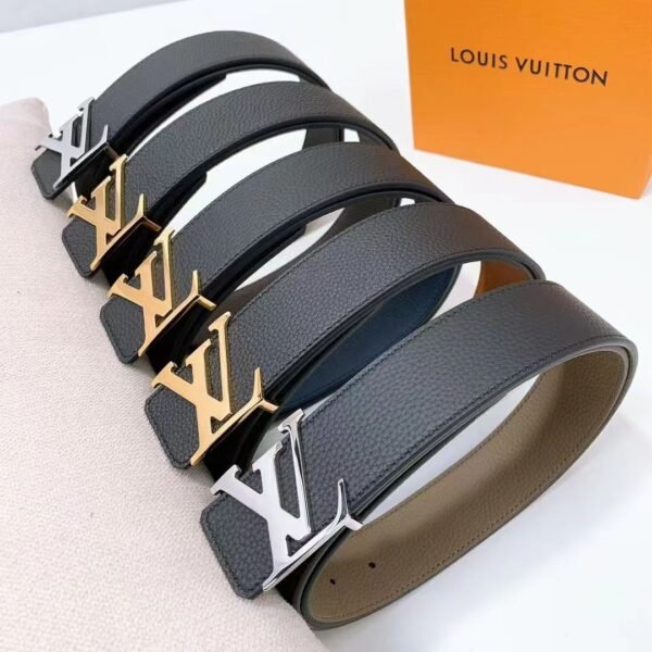 Louis Vuitton Signature Leather Belt – Classic Monogram Buckle Design