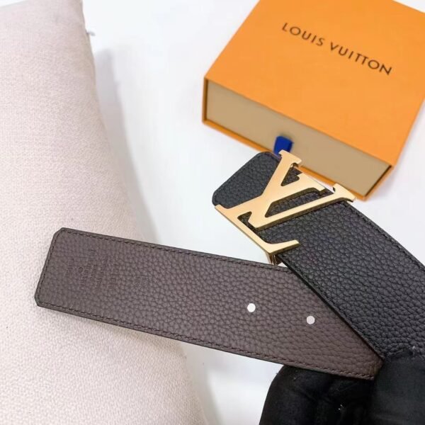 Louis Vuitton Signature Leather Belt – Classic Monogram Buckle Design - Image 11
