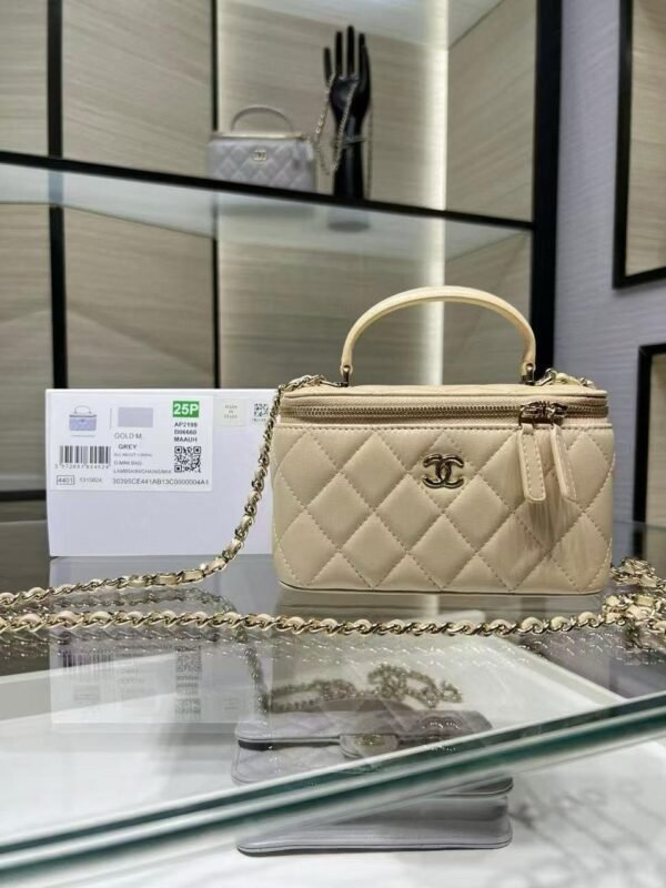 Chanel mini handbag - Image 2