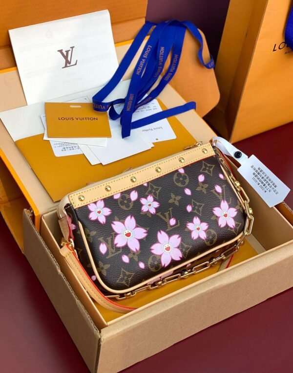 LV x TM Pochette Accessoires - Image 2