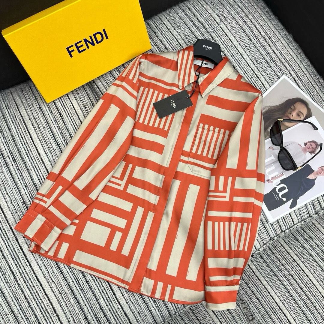 Fendi women tracksuit - Image 3