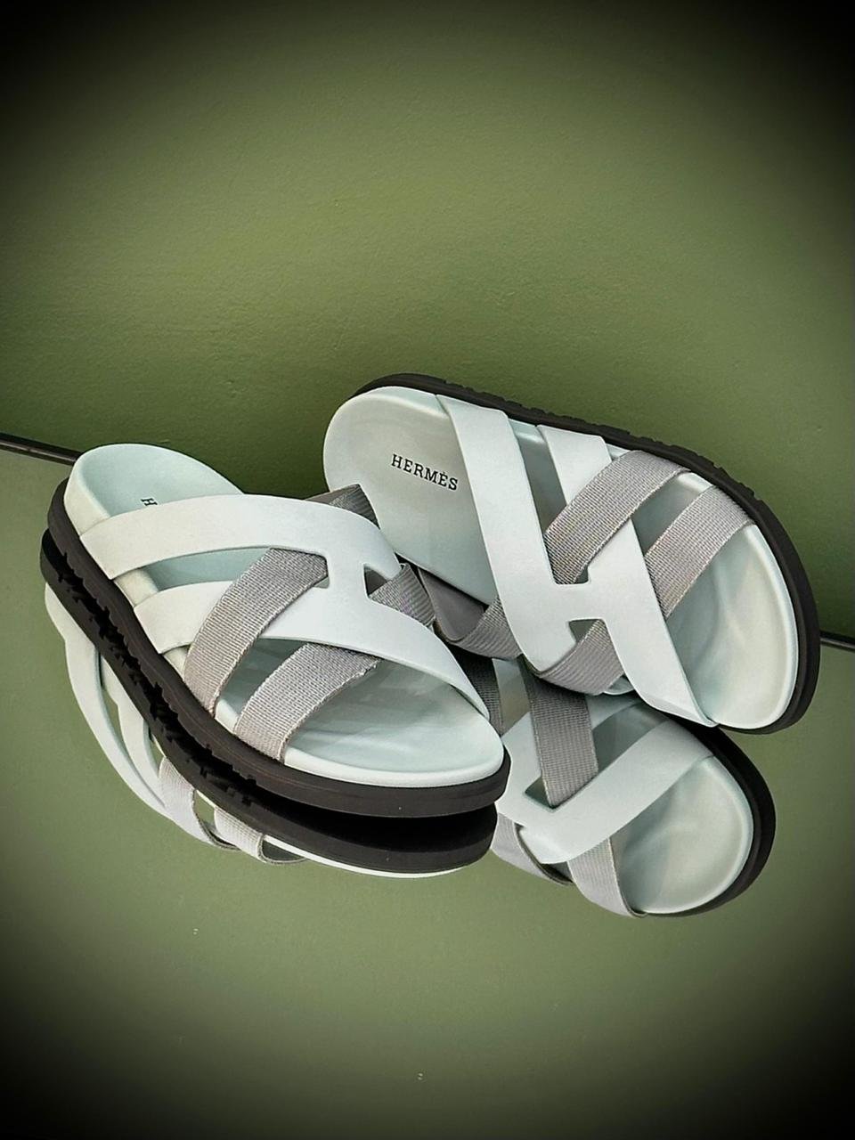 Hermes Kazmir Men's Cross Slippers - Image 12