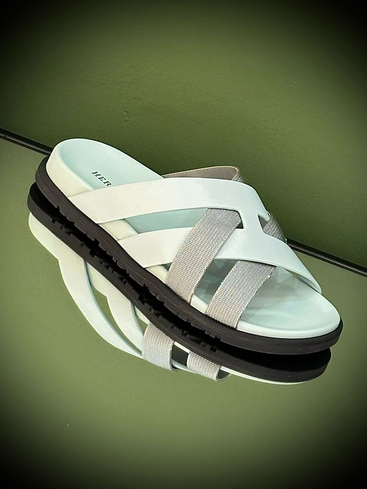 Hermes Kazmir Men's Cross Slippers - Image 13