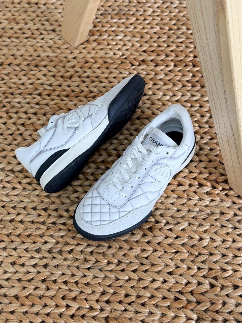 Chanel Shiny Embroidered Leather Sneakers - Image 3